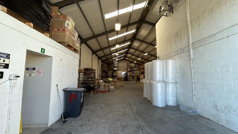 To Let commercial Property for Rent in Rivergate Western Cape
